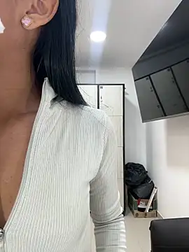 ChloeMoon9 online show from 06/20/26, 11:57