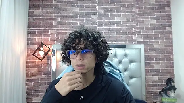 andres ocasio online show from 02/28/25, 12:42