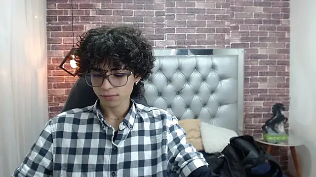 andres ocasio online show from 03/12/25, 01:08