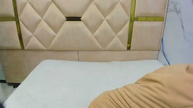 Kendall 6669 online show from 11/22/25, 12:59