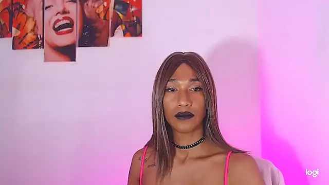 Snapshot of red_veltet chatting on 09/20/25, 11:44 red veltet online show from 09/20/25, 11:44