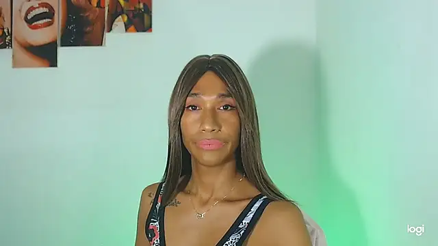 Snapshot of red_veltet chatting on 09/22/25, 11:18 red veltet online show from 09/22/25, 11:18