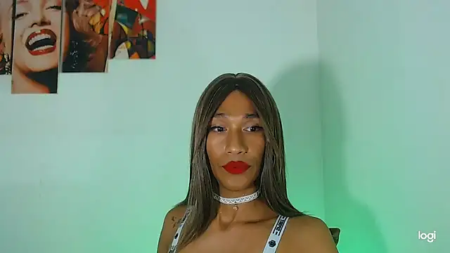 Snapshot of red_veltet chatting on 10/09/25, 01:25 red veltet online show from 10/09/25, 01:25