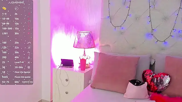 goth tasha online show from 11/18/25, 07:51