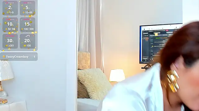 Snapshot of isabellarous- chatting on 09/29/25, 07:51 isabellarous- online show from 09/29/25, 07:51