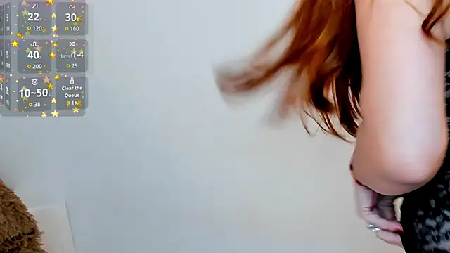 Snapshot of isabellarous- chatting on 10/11/25, 09:35 isabellarous- online show from 10/11/25, 09:35