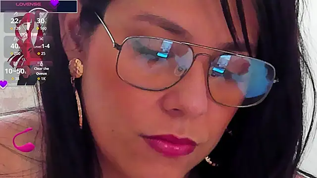 isabellarous- online show from 06/13/26, 07:45