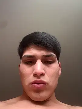 MaxxxSteil online show from 10/13/25, 08:53