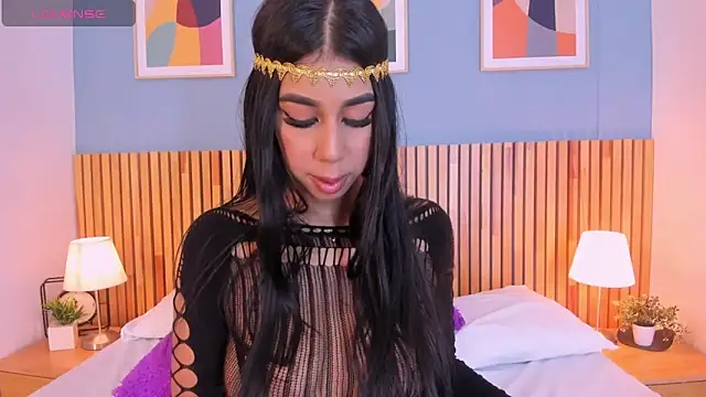 AnnieGibbyns online show from 10/17/25, 08:44