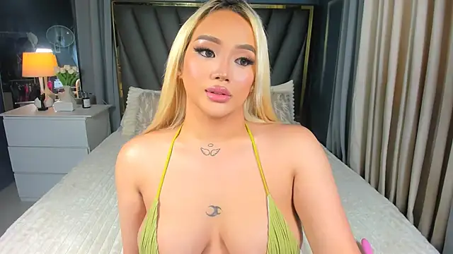 KylieSonique online show from 10/25/25, 03:25