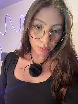 Dirty-Bunnyyy online show from 07/07/26, 05:21