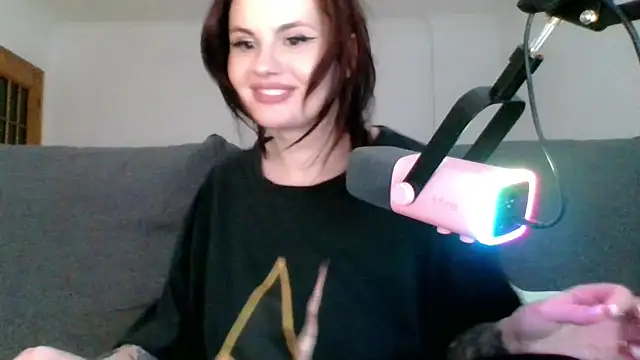 Della Ideal online show from 03/05/25, 08:42