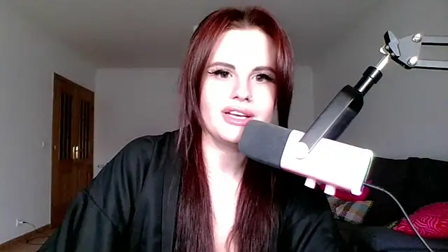 Della Ideal online show from 03/20/25, 03:25