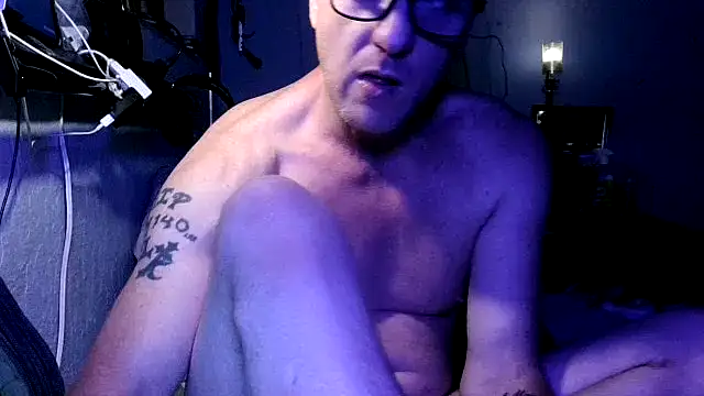 Snapshot of PornStro921 chatting on 11/04/25, 04:50 PornStro921 online show from 11/04/25, 04:50