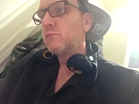 Snapshot of PornStro921 chatting on 02/14/26, 01:30 PornStro921 online show from 02/14/26, 01:30