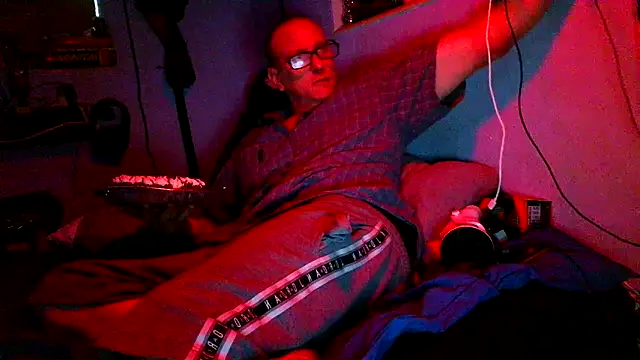Snapshot of PornStro921 chatting on 03/19/26, 09:52 PornStro921 online show from 03/19/26, 09:52