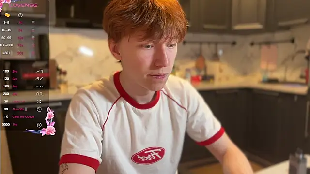 Snapshot of tommy_colson chatting on 11/15/25, 02:02 tommy colson online show from 11/15/25, 02:02