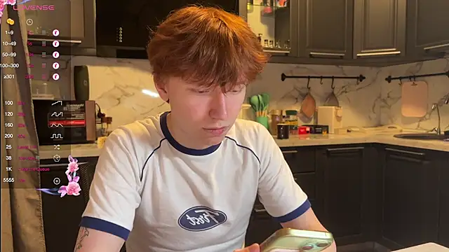 Snapshot of tommy_colson chatting on 11/16/25, 03:17 tommy colson online show from 11/16/25, 03:17