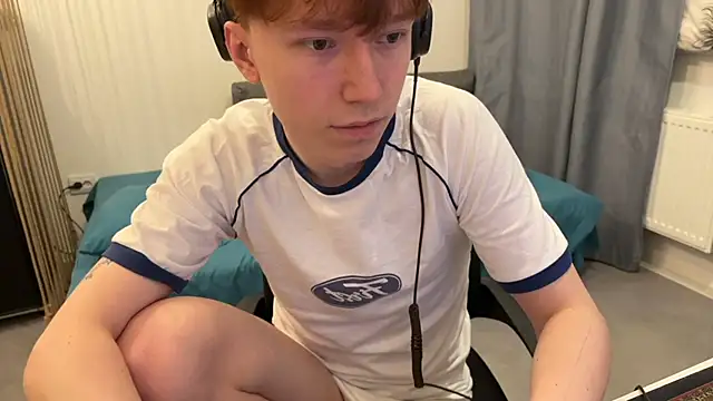 Snapshot of tommy_colson chatting on 12/05/25, 01:09 tommy colson online show from 12/05/25, 01:09