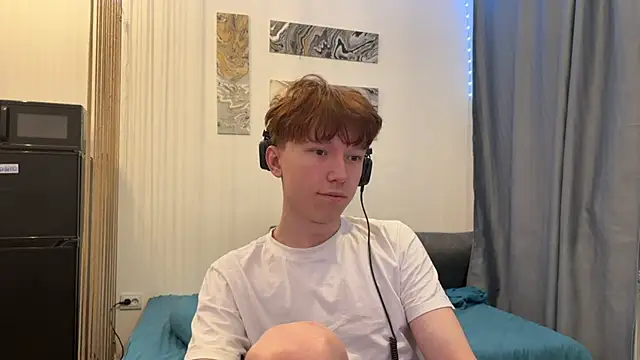 Snapshot of tommy_colson chatting on 12/17/25, 04:46 tommy colson online show from 12/17/25, 04:46