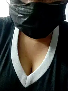 Snapshot of mythilli chatting on 02/24/25, 01:42 mythilli online show from 02/24/25, 01:42