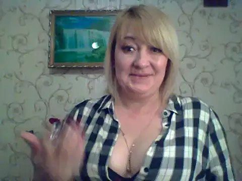 ArielXLoveresss online show from 03/10/25, 03:20