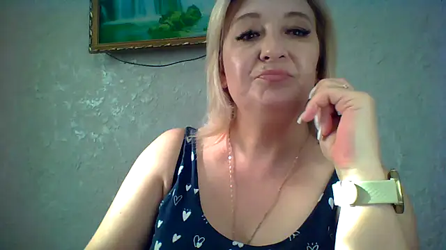 ArielXLoveresss online show from 09/23/25, 01:58