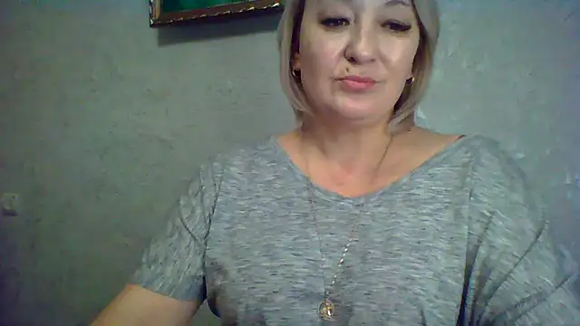 ArielXLoveresss online show from 11/08/25, 11:36