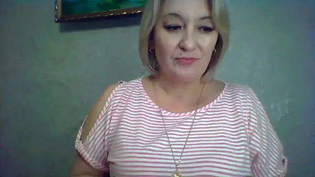 ArielXLoveresss online show from 11/12/25, 03:34