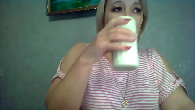 ArielXLoveresss online show from 11/13/25, 05:50