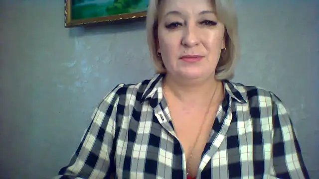 ArielXLoveresss online show from 11/24/25, 08:58