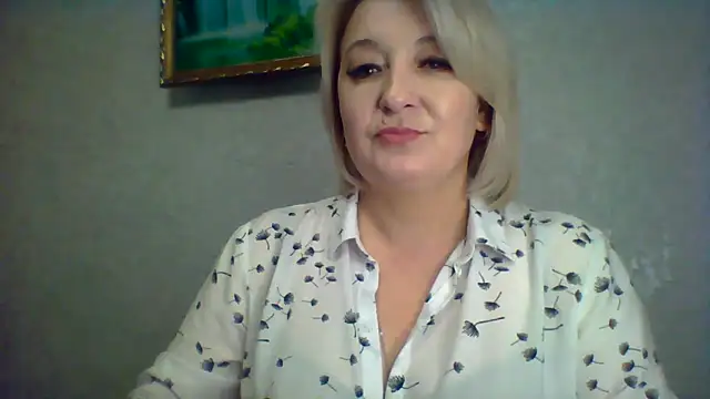 ArielXLoveresss online show from 11/30/25, 10:19