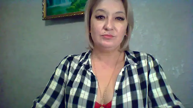 ArielXLoveresss online show from 12/01/25, 10:09