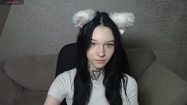 mefwhore online show from 02/28/25, 06:41