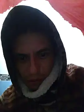 Snapshot of cachondo93 chatting on 03/12/25, 08:30 cachondo93 online show from 03/12/25, 08:30