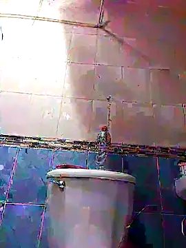 Snapshot of cachondo93 chatting on 03/21/25, 06:07 cachondo93 online show from 03/21/25, 06:07