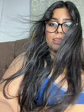 virginbrunette99 online show from 06/06/26, 06:18