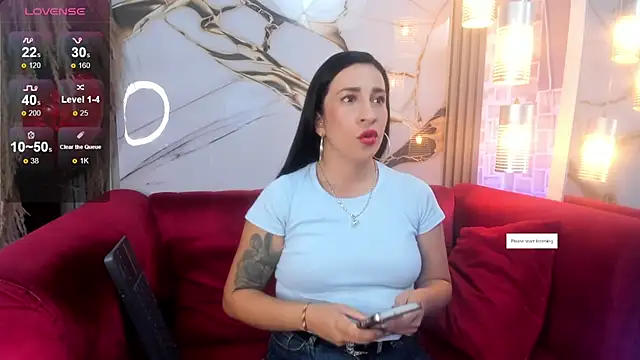 Bella williamss  online show from 07/08/26, 07:40