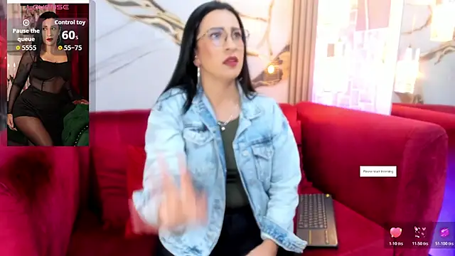 Bella williamss  online show from 07/22/26, 07:49