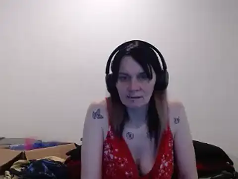 Hotmodel1984 online show from 05/21/26, 06:26