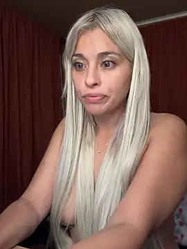 WhiteSnow09 online show from 03/05/25, 04:34