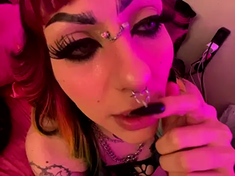 ChrryFoxx online show from 10/15/25, 08:36