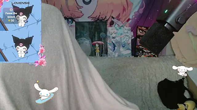 Minniequeen online show from 09/12/25, 06:24