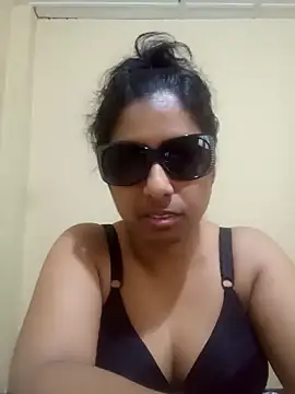 Maya shery online show from 02/28/25, 10:20