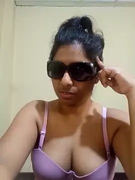 Maya shery online show from 03/13/25, 10:26