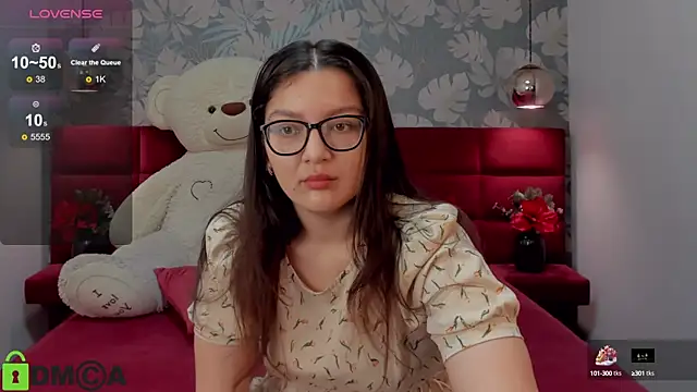 Snapshot of ZarifaRoot chatting on 03/09/25, 09:25 ZarifaRoot online show from 03/09/25, 09:25