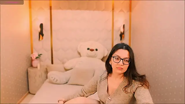 Snapshot of ZarifaRoot chatting on 03/20/25, 09:26 ZarifaRoot online show from 03/20/25, 09:26