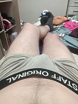 Snapshot of TOPGUN_69 chatting on 10/26/25, 09:53 TOPGUN 69 online show from 10/26/25, 09:53