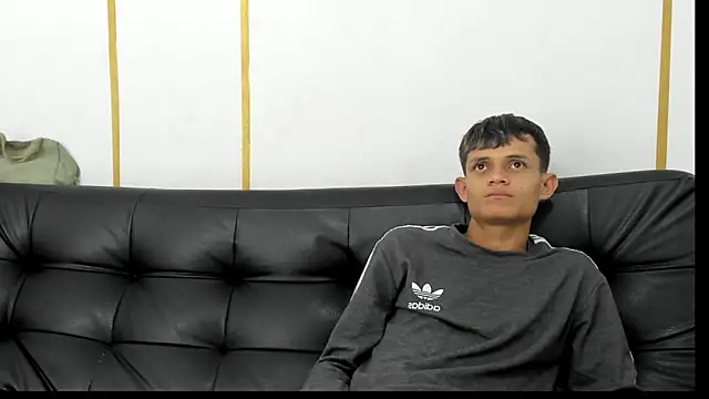 Snapshot of Sex_Fantasy_AE chatting on 03/03/25, 11:33 Sex Fantasy AE online show from 03/03/25, 11:33