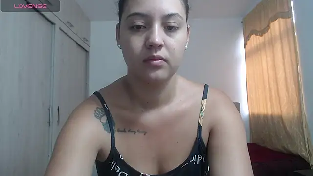 Anthonela Queen online show from 10/26/25, 12:55